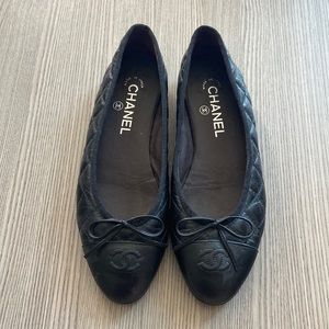 Chanel flats size 38